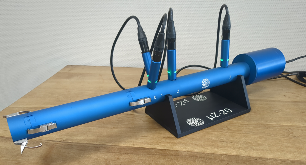 A µZ-20 system configured to measure the absorption coefficient of a piece of material µZ-20